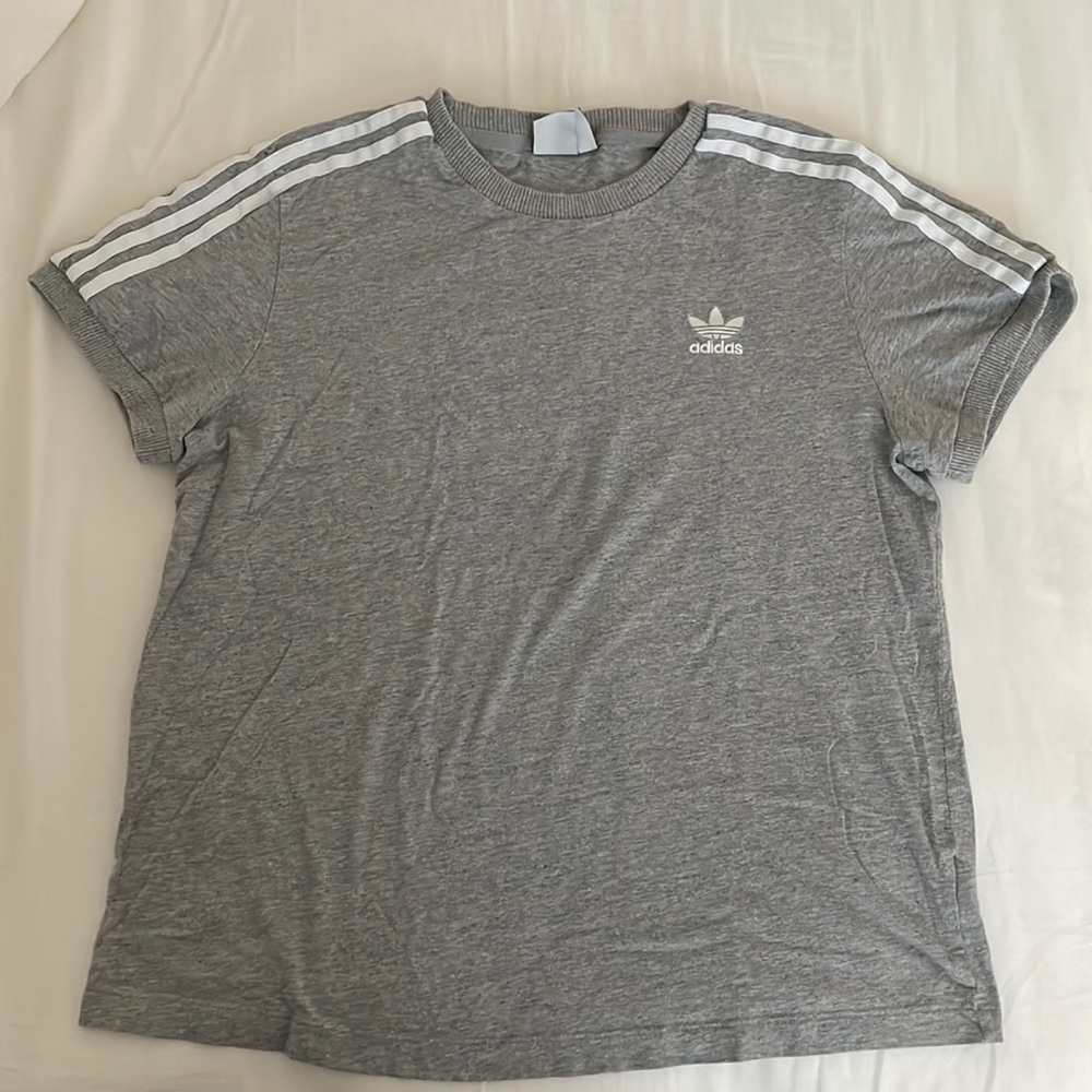 Adidas 3 stripe gray short sleeve shirt size L